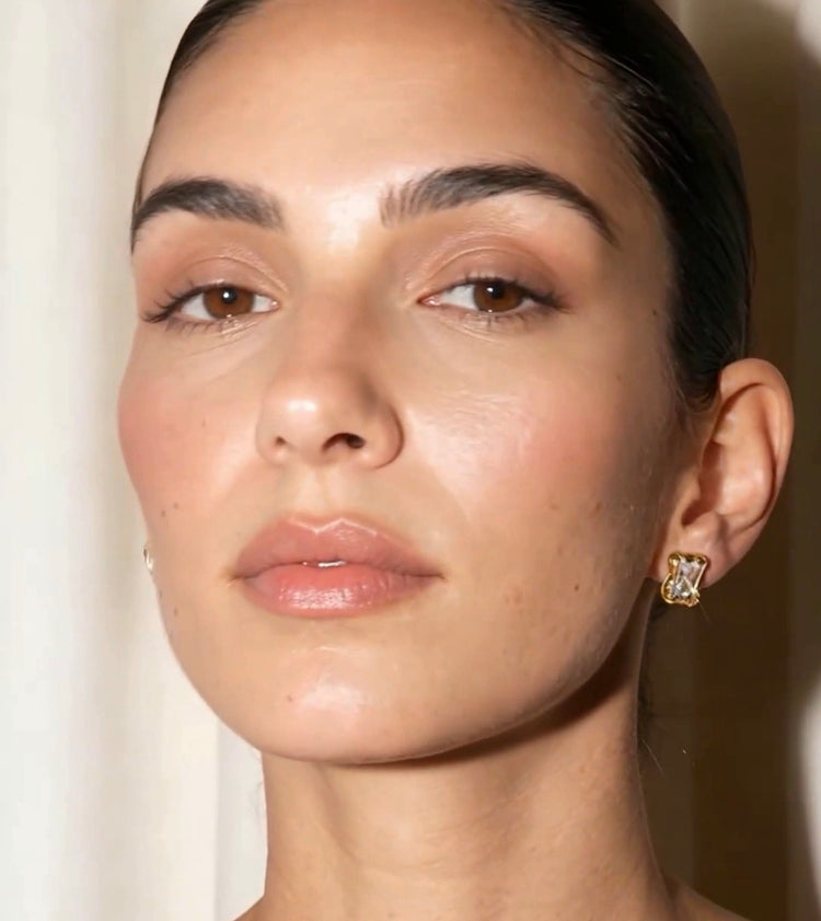 Esther Studs - Gold