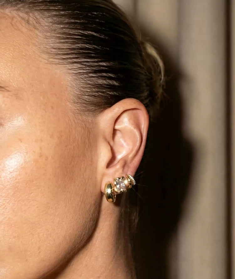 Esther Studs - Gold