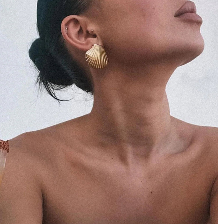 Eva Shell Earrings - Gold