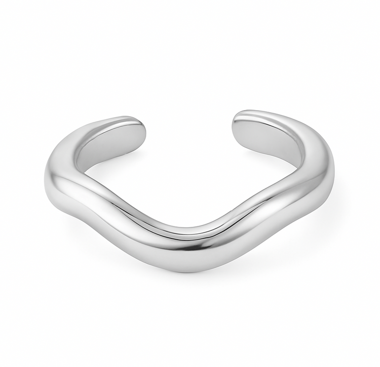 Ava Wavy Cuff - Silver