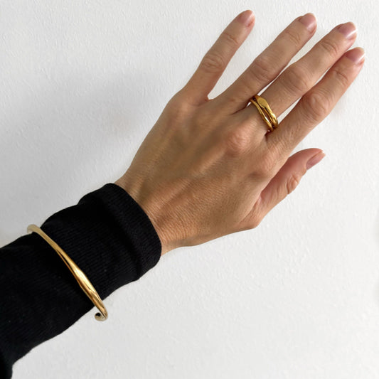 Lia Wavy Cuff - Gold