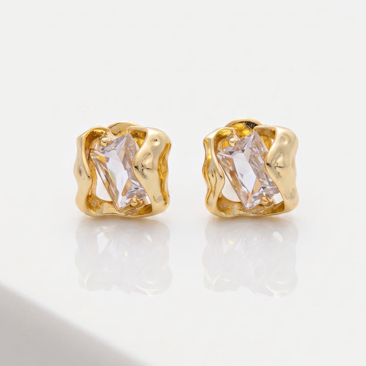 Elodie Studs