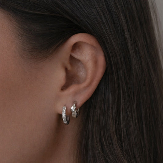 Lacey Huggies - Silver