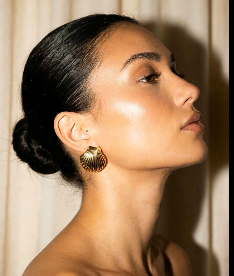 Eva Shell Earrings - Gold