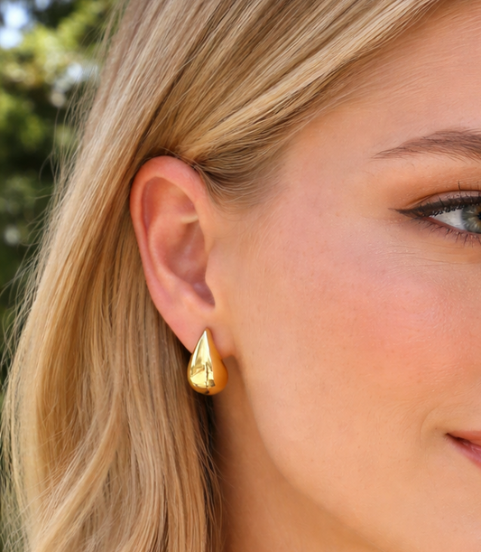 Aria Teardrop Earrings - Gold