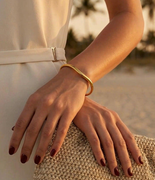 Lia Wavy Cuff - Gold