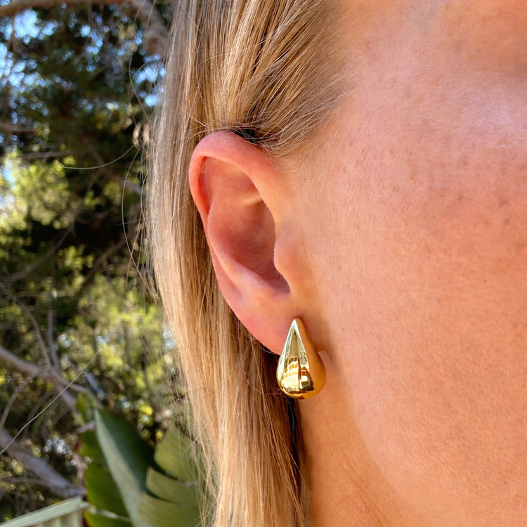 Aria Teardrop Earrings - Gold