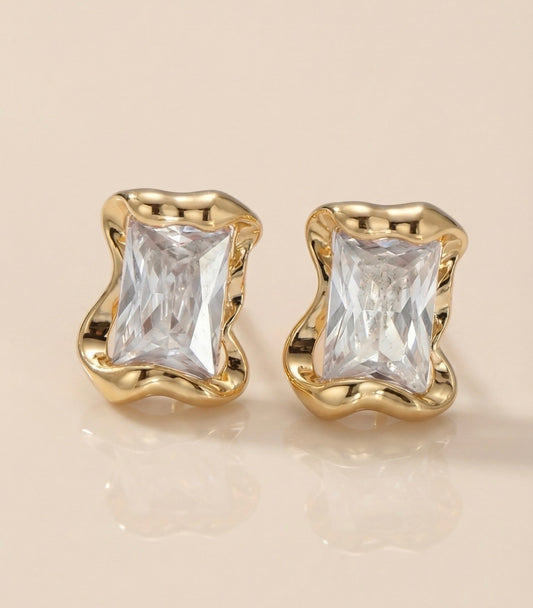 Esther Studs - Gold