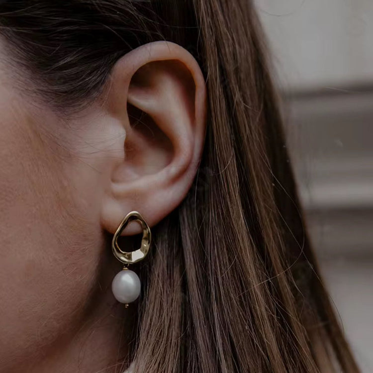 Sasha Pearl Earrings - Gold