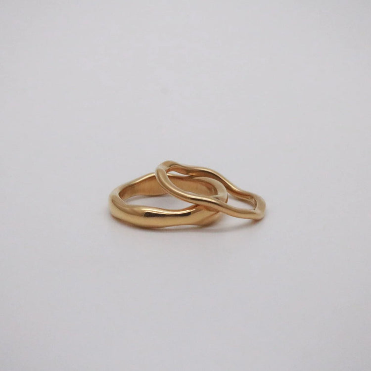 Ava Wavy Cuff & Lia Wavy Rings Set